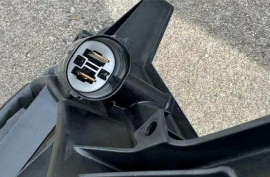 77 77